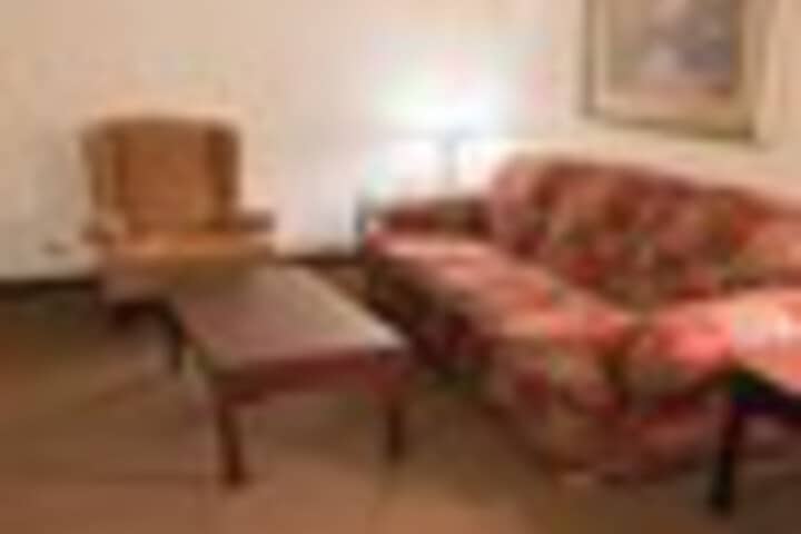 Room 38 of 114