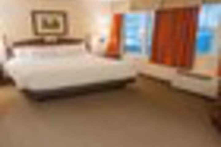 Room 41 of 114