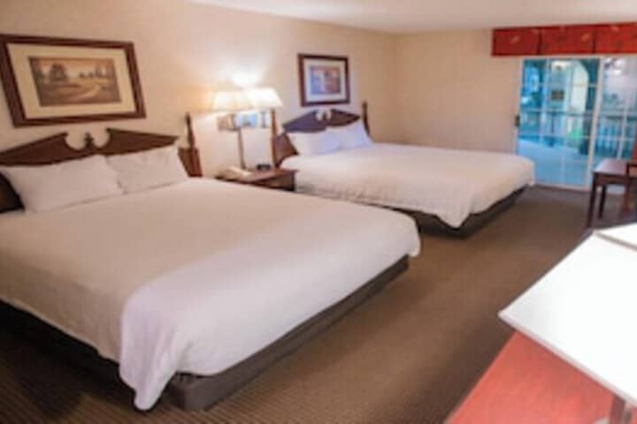 Room 34 of 114
